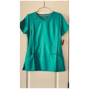 Heart Soul scrubs top